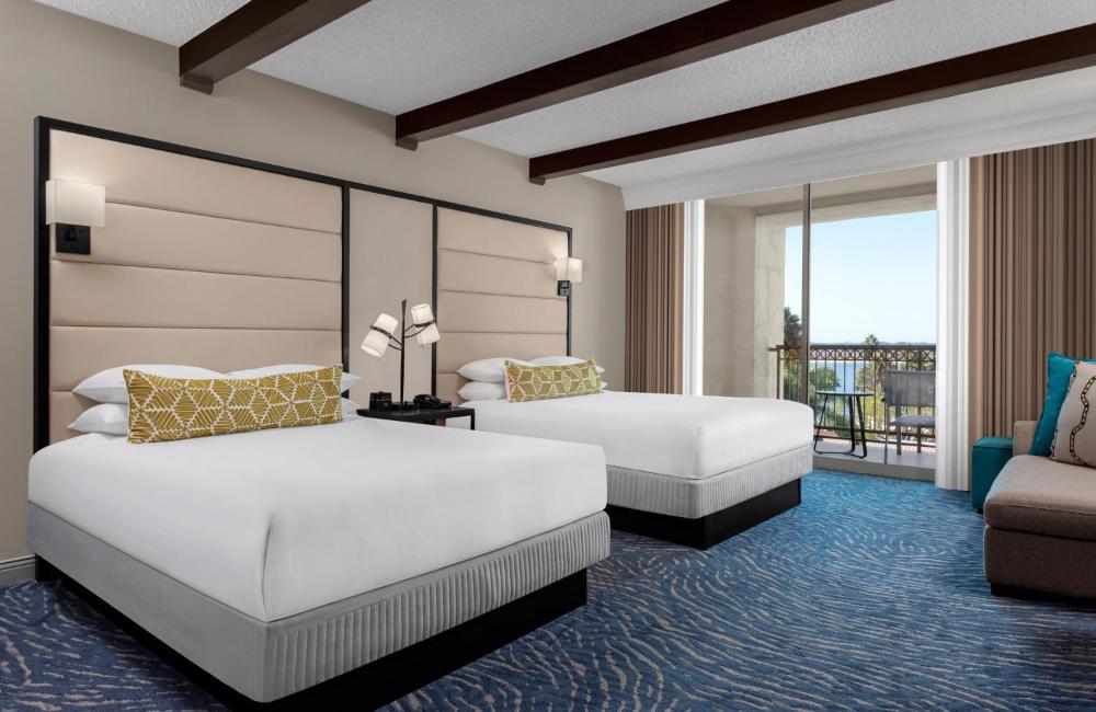 Deluxe Queen Room with Two Queen Beds interior